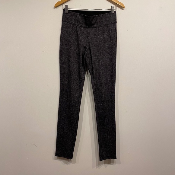 MeMoi Grey Stretchy Slimming Pull on Leggings Size Small/Medium - Picture 1 of 4